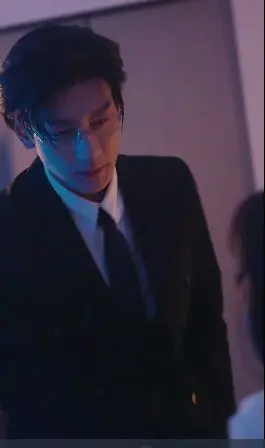 《傅总的冷情罪妻》：霸总虐恋情深，罪妻逆袭之路，情感纠葛背后的真相！